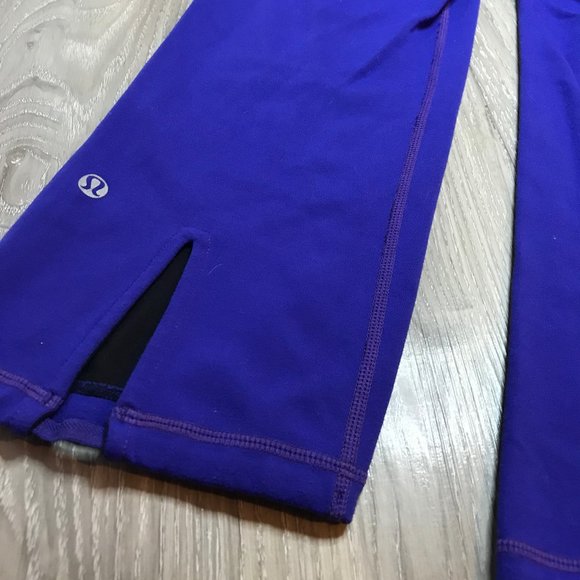 lululemon Gather & Crow Reversible Crops - EUC - 4 - Picture 8 of 9